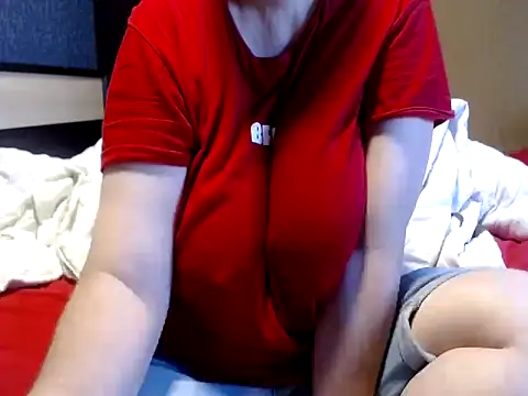Snapshot of Santanna77 chatting on 06-19-26, 07:47 Santanna77 online show from 06-19-26, 07:47