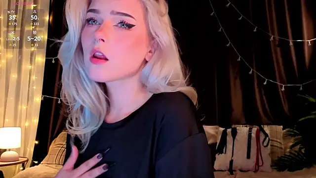 ShyniAlice online show from 06-05-26, 04:17
