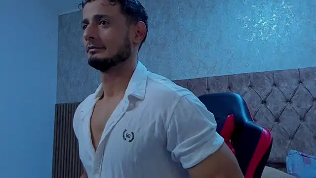 Snapshot of Adonys_Lewis_ chatting on 02-15-26, 04:57 Adonys Lewis online show from 02-15-26, 04:57