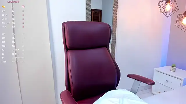 Salome Girl23 online show from 01-17-26, 03:21