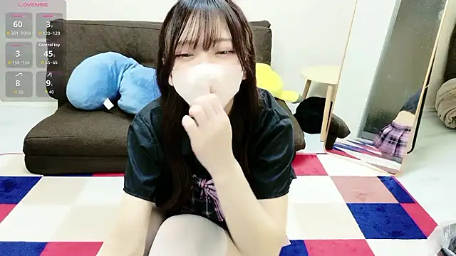 Snapshot of Nanamin- chatting on 06-01-26, 02:28 Nanamin- online show from 06-01-26, 02:28