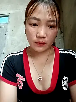 Snapshot of Nunaa2x chatting on 05-08-26, 05:00 Nunaa2x online show from 05-08-26, 05:00