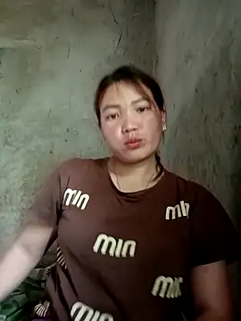 Snapshot of Nunaa2x chatting on 05-13-26, 04:19 Nunaa2x online show from 05-13-26, 04:19