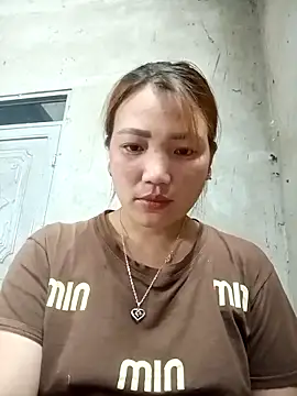 Snapshot of Nunaa2x chatting on 04-22-26, 02:13 Nunaa2x online show from 04-22-26, 02:13