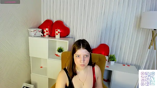 Casandra Joness online show from 03-25-26, 04:34