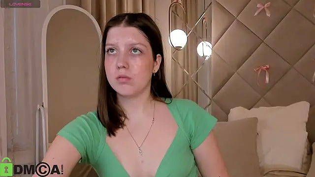 Casandra Joness online show from 04-07-26, 04:25