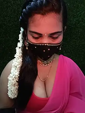 Snapshot of Nithyatamil chatting on 05-22-26, 05:33 Nithyatamil online show from 05-22-26, 05:33