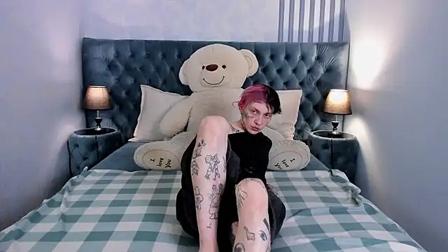 MikkiBev online show from 01-09-26, 08:16