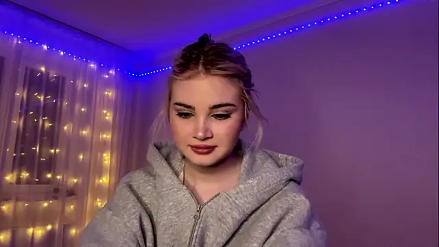 KariJarecke online show from 02-03-26, 01:05