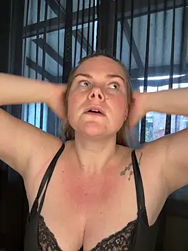 SexyBlondJoanna online show from 02-13-26, 02:17