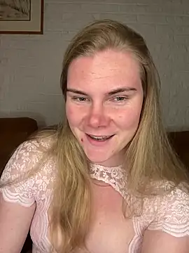 SexyBlondJoanna online show from 03-04-26, 06:59