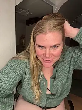 SexyBlondJoanna online show from 01-19-26, 10:19