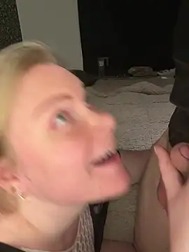 SexyBlondJoanna online show from 02-12-26, 05:45