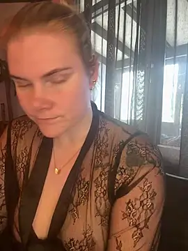 SexyBlondJoanna online show from 03-02-26, 10:11