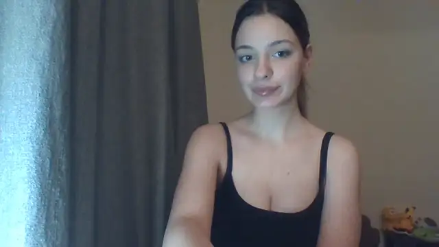 Snapshot of EvelineMagnetic chatting on 06-01-26, 08:52 EvelineMagnetic online show from 06-01-26, 08:52