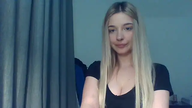 Snapshot of EvelineMagnetic chatting on 01-13-26, 03:16 EvelineMagnetic online show from 01-13-26, 03:16