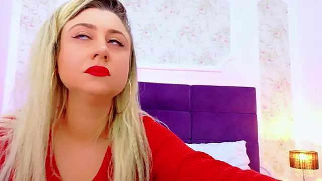 EvelinHill online show from 02-05-26, 05:03