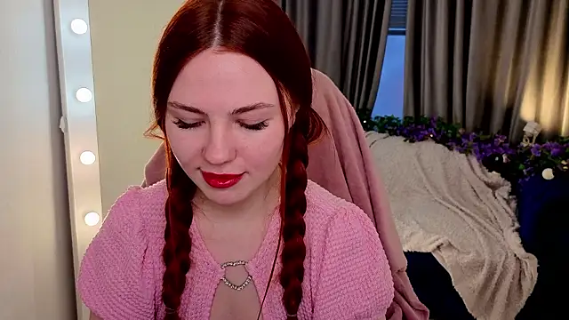 GraceYork online show from 02-17-26, 01:52