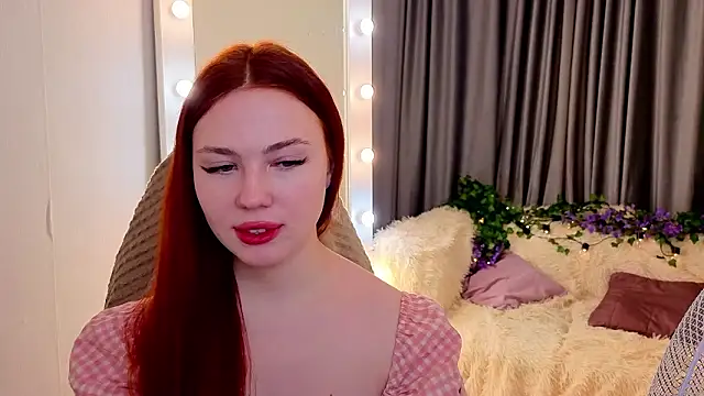 GraceYork online show from 03-06-26, 05:52