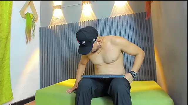 CHRISTIAN PARKERR online show from 01-13-26, 12:42