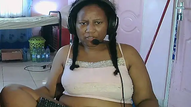 Eirondra valeen online show from 07-26-26, 01:40