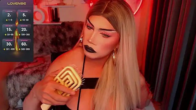 deliciousClaire online show from 04-23-26, 02:51