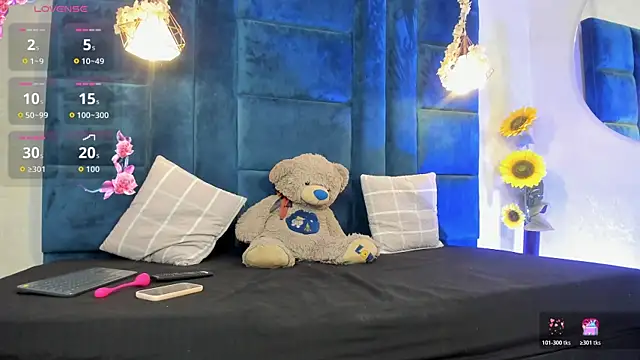 Laura Miller1 online show from 04-04-26, 06:36