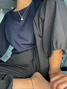 paribaby09 online show from 02-28-26, 06:18