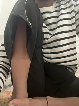 paribaby09 online show from 03-15-26, 04:47