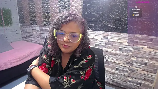 Snapshot of mia_pazzi chatting on 01-12-26, 10:58 mia pazzi online show from 01-12-26, 10:58