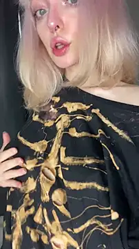 aka Blonde online show from 07-30-26, 10:36
