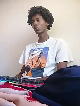 twink gabrielll online show from 01-14-26, 03:37