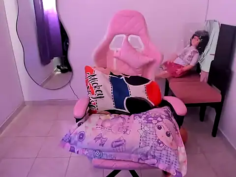 Snapshot of jenniferbodys chatting on 02-07-26, 08:50 jenniferbodys online show from 02-07-26, 08:50