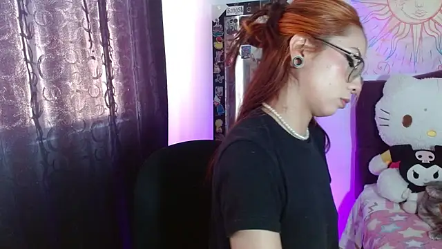 Snapshot of kittymiauu444 chatting on 02-09-26, 03:21 kittymiauu444 online show from 02-09-26, 03:21