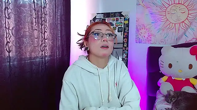 Snapshot of kittymiauu444 chatting on 02-13-26, 03:56 kittymiauu444 online show from 02-13-26, 03:56