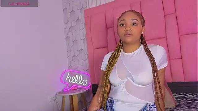 Snapshot of sophiia_swet chatting on 02-13-26, 06:41 sophiia swet online show from 02-13-26, 06:41