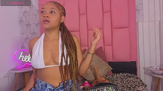 Snapshot of sophiia_swet chatting on 02-07-26, 12:24 sophiia swet online show from 02-07-26, 12:24