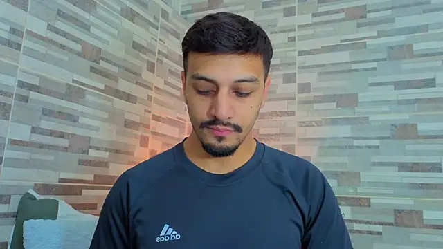 joelcallvil1 online show from 04-18-26, 03:58