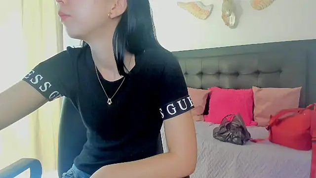 Natalye 23 online show from 04-28-26, 06:12