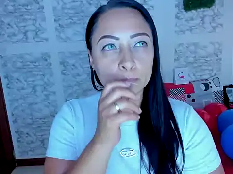 XXXStephanie XXX online show from 04-08-26, 08:54