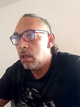 Snapshot of Big_vittollo chatting on 02-17-26, 01:30 Big vittollo online show from 02-17-26, 01:30