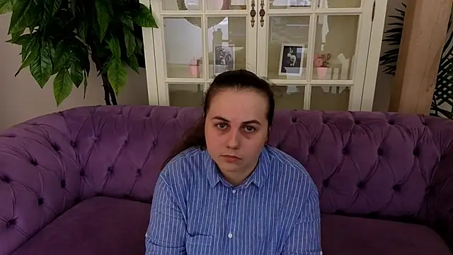 MikaFoxy online show from 04-01-26, 05:53