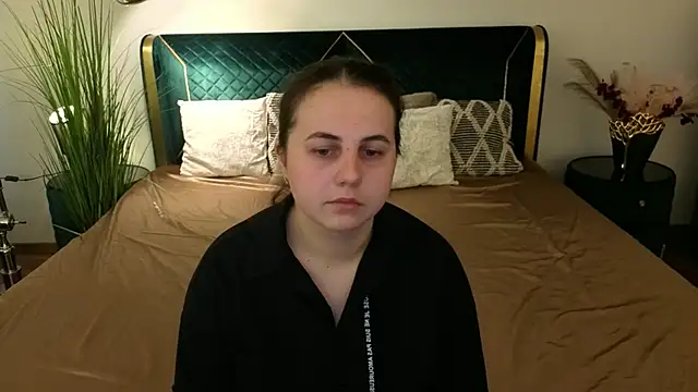 MikaFoxy online show from 04-03-26, 05:36