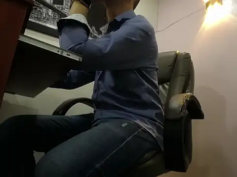 Oswalldo   online show from 02-13-26, 11:32