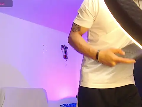 Snapshot of Axel_Stton chatting on 01-14-26, 12:42 Axel Stton online show from 01-14-26, 12:42