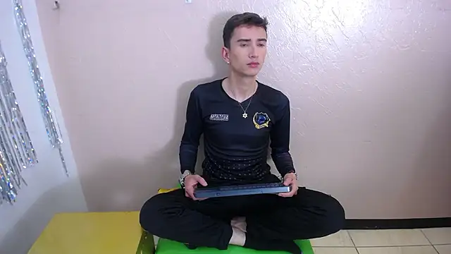 Iam Smith  online show from 02-27-26, 10:31