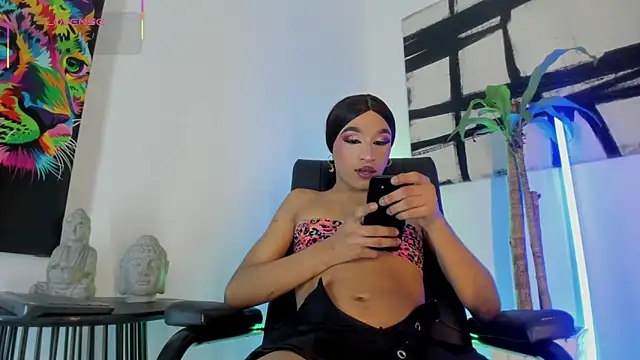 Snapshot of Naughty_Blue chatting on 06-16-26, 11:27 Naughty Blue online show from 06-16-26, 11:27