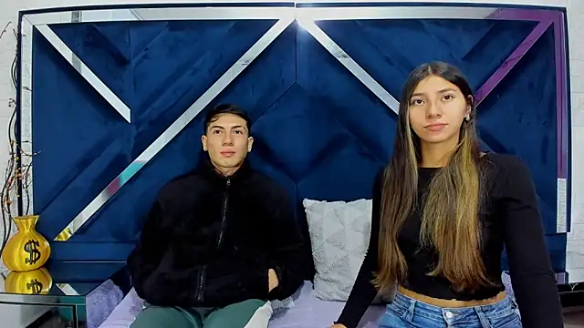 Snapshot of ScarlettAndLucas chatting on 02-01-26, 12:47 ScarlettAndLucas online show from 02-01-26, 12:47