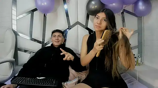Snapshot of ScarlettAndLucas chatting on 02-03-26, 01:05 ScarlettAndLucas online show from 02-03-26, 01:05