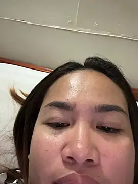 Ponthip online show from 02-08-26, 08:17